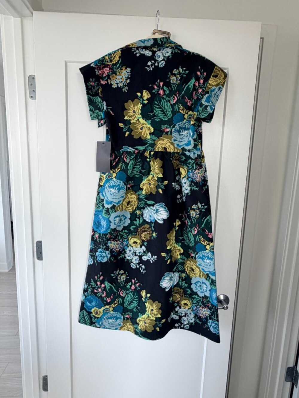 Tuckernuck Black Verdant Floral Placed Print Chloe Dress Black Bouquet Floral - Picture 3 of 4